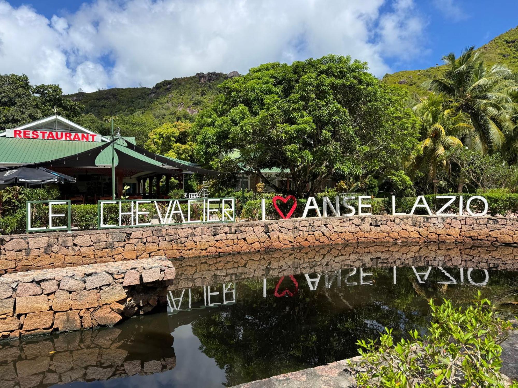 Le Chevalier Bay